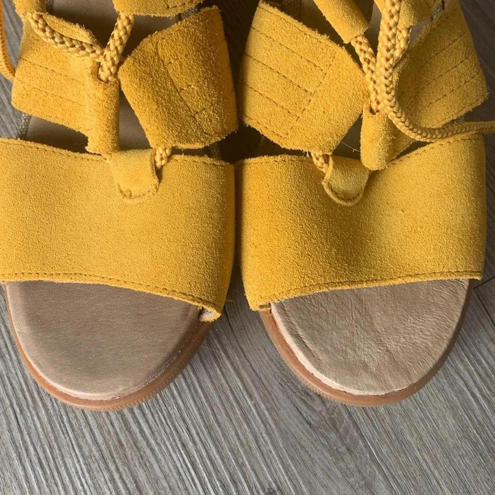 Sorel Joanie II Lace - Golden Yellow Wedge Size 9 - Picture 14 of 15